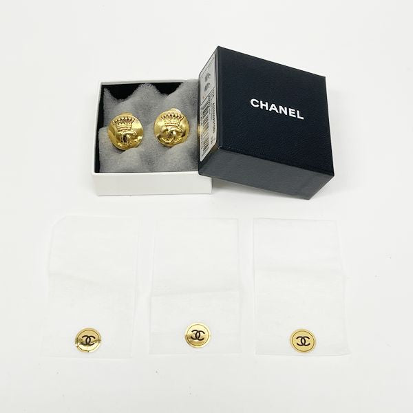 CHANEL Vintage Coco Mark Crown Round 96A GP Women's Earrings Gold [Used AB/Slightly Used] 20419883