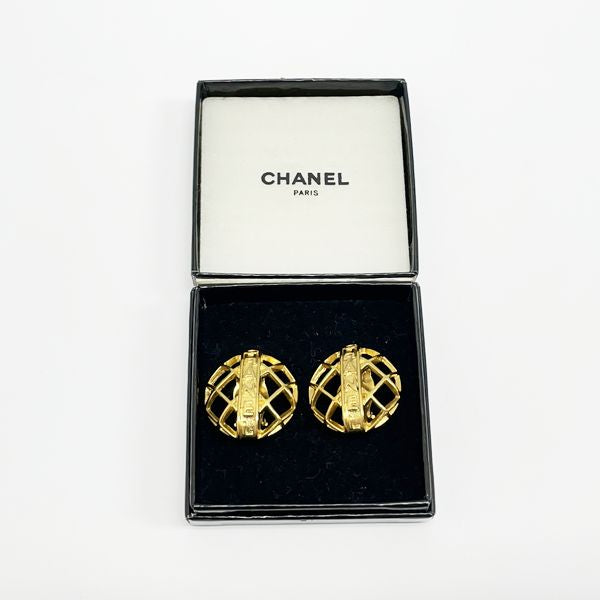 CHANEL Vintage Logo Mesh Round GP Women's Earrings Gold [Used AB/Slightly Used] 20422310