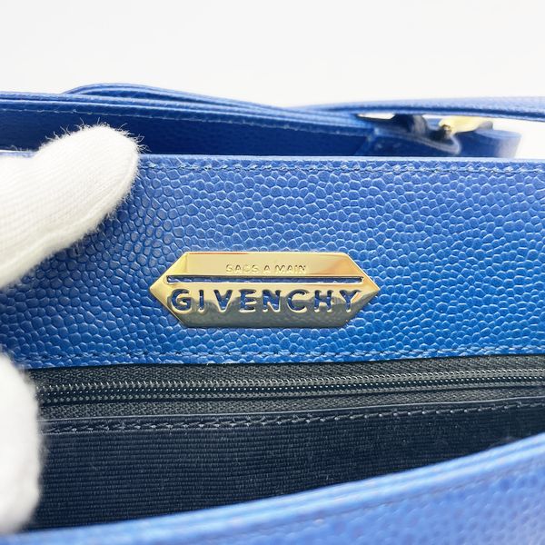 GIVENCHY(ジバンシィ) ロゴ プレート ワンショルダー ポシェット サコッシュ 肩掛け ヴィンテージ ショルダーバッグ レザー  レディース【中古AB】20230809