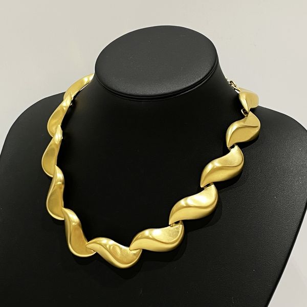 GIVENCHY Vintage Drop Motif Drop GP Women's Necklace Gold [Used B/Standard] 20427638