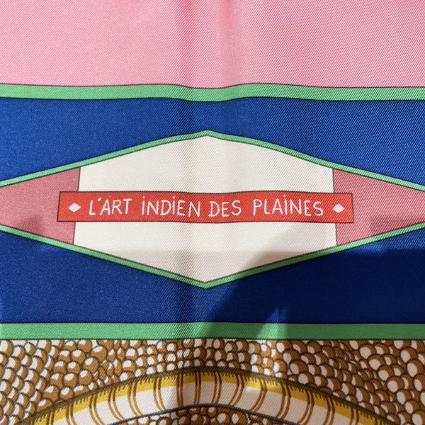 HERMES　カレ90 L'ART INDIEN DES PLAINES新着スカーフはこちら