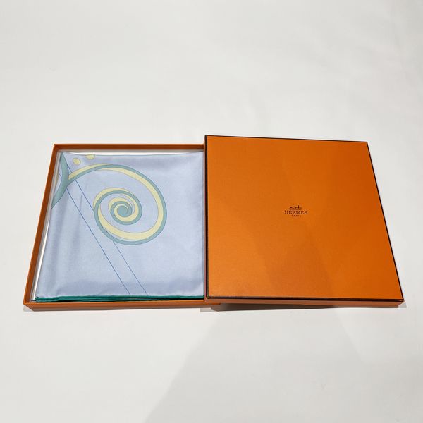 中古A/美品】HERMES エルメス カレ90 COMME HISTOIRES 幾何学模様 総柄