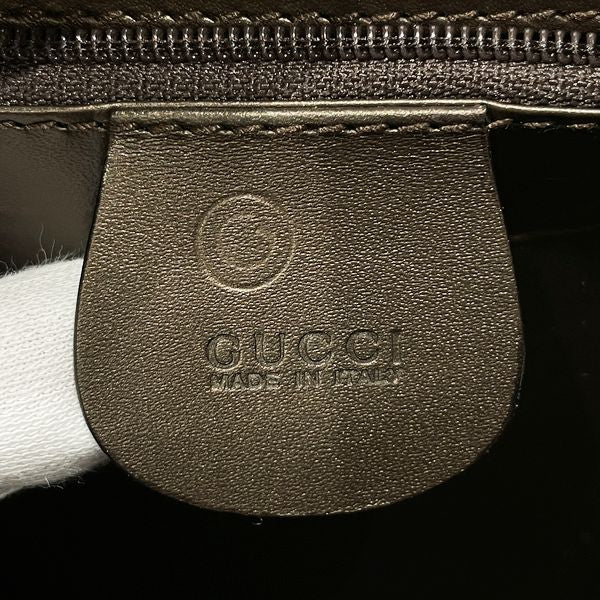 Used B Standard GUCCI Vintage Logo Clasp Square Women s Shoulder