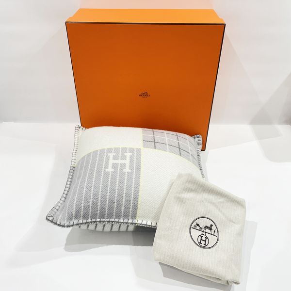 HERMES Avalon Cabrio Pillow Interior Cushion Unisex Other Miscellaneous Goods Gray [Used A/Good Condition] 20431624