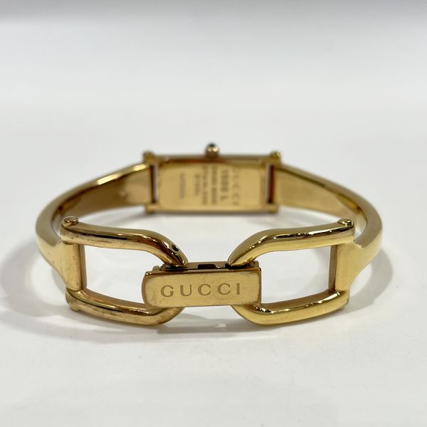 中古B/標準】GUCCI グッチ バングルウォッチ 1Pダイヤ クォーツ シェル レディース 腕時計 1500L20436295