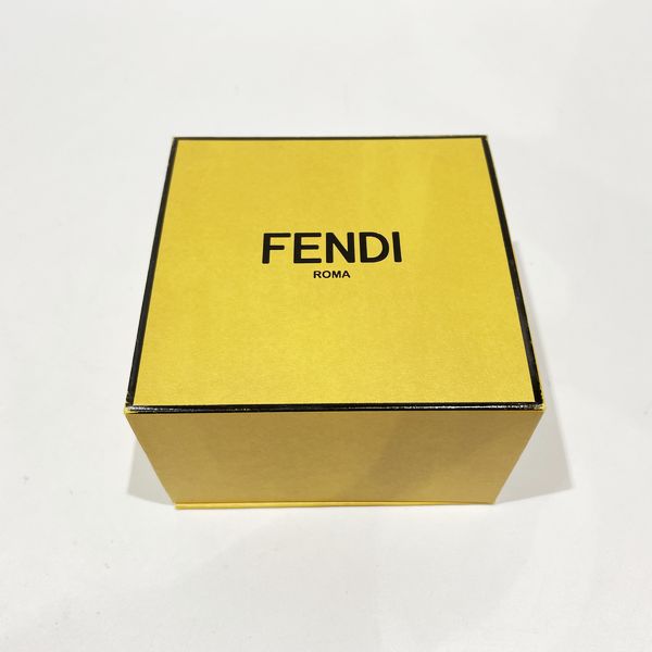 中古A/美品】FENDI フェンディ コスチュームパール レザー フェイク