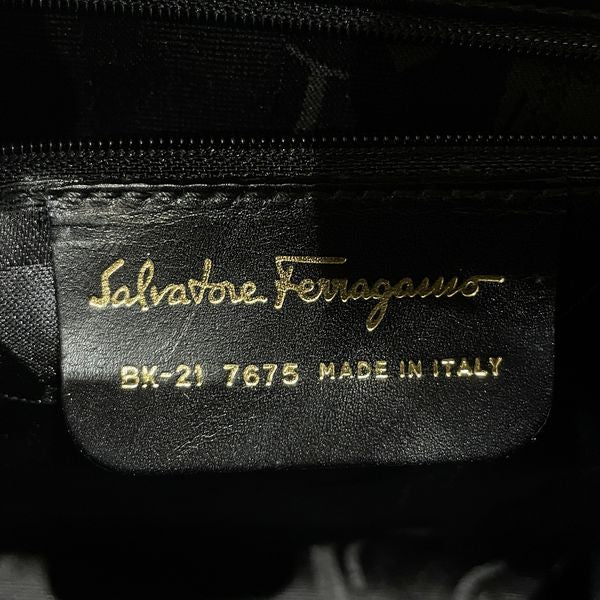 Salvatore Ferragamo(サルヴァトーレフェラガモ) ヴァラ 肩掛け BK-21 7675 ショルダーバッグ レザー レディース【中古B】20231118