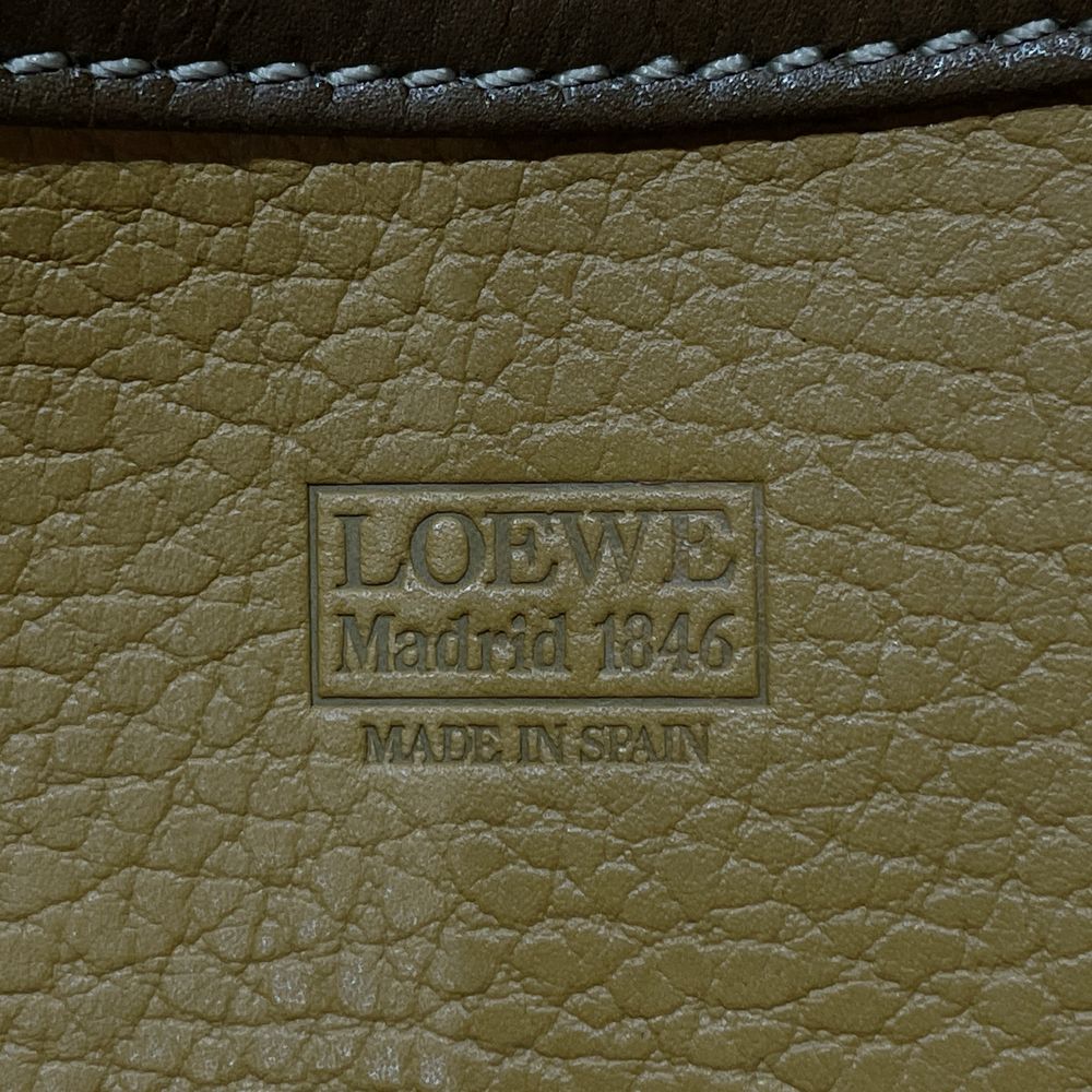 LOEWE Anagram Vintage Crossbody Shoulder Bag Leather Women's [Used B] 20240128