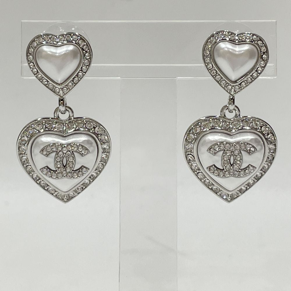 CHANEL Coco Mark Heart Swing Fake Pearl B23B Earrings Metal/Rhinestone Women's [Used A] 20240130